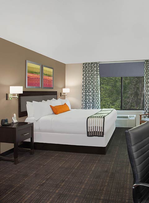 Modern Hotel In Columbia MO Wingate by Wyndham Columbia